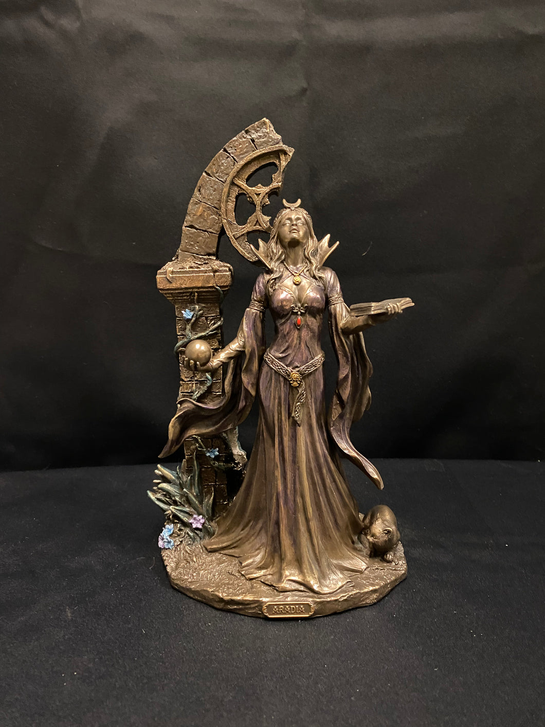BRONZE ARADIA QUEEN OF THE WITCHES 25CM