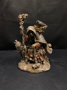 THE CAILLEACH 18.5CM BRONZE