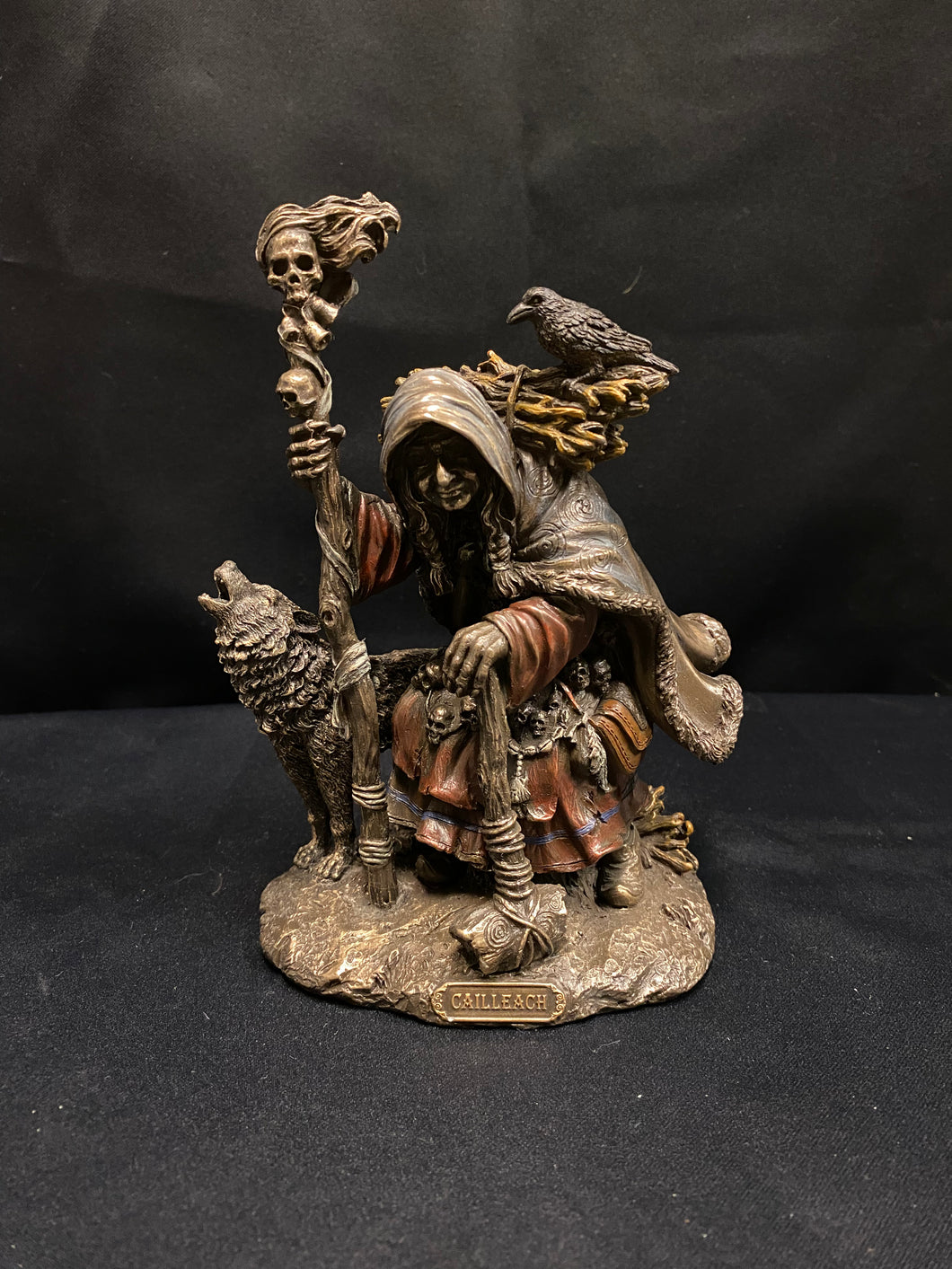 THE CAILLEACH 18.5CM BRONZE
